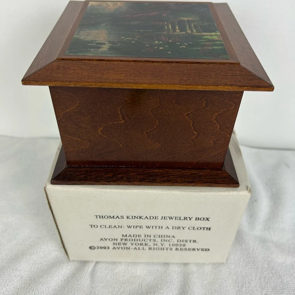 Avon NOS VTG 2003 Thomas Kinkade Gazebo Garden of Prayer Mirrored Jewelry Box